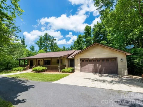 11 Robin Lane Weaverville NC 28787