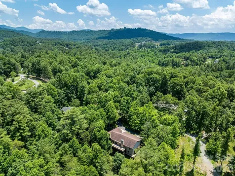 11 Robin Lane Weaverville NC 28787