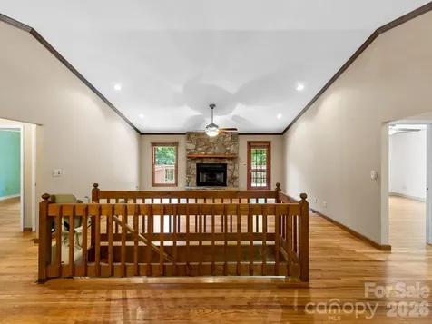 11 Robin Lane Weaverville NC 28787