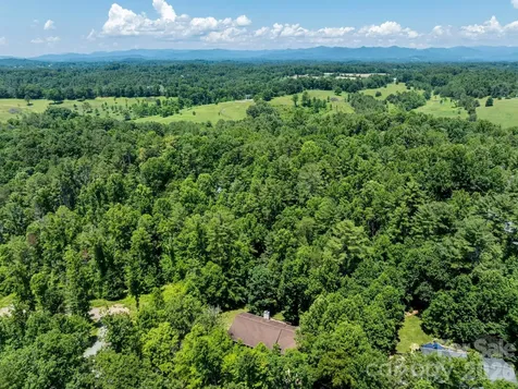 11 Robin Lane Weaverville NC 28787