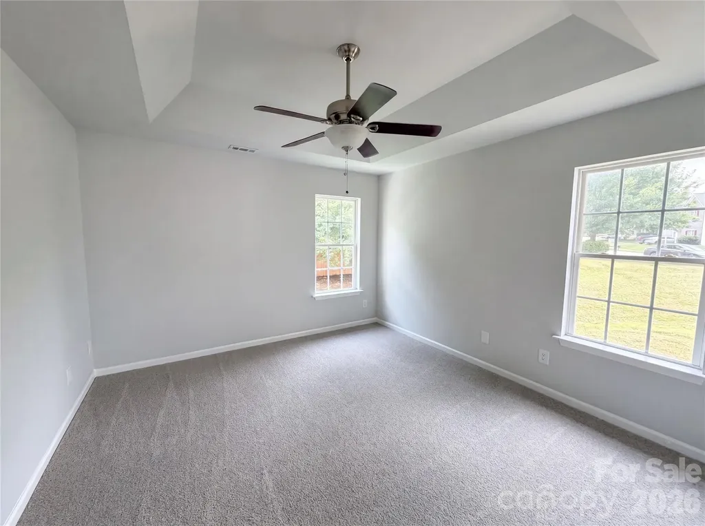 4024 Fifendrum Lane Charlotte NC 28216