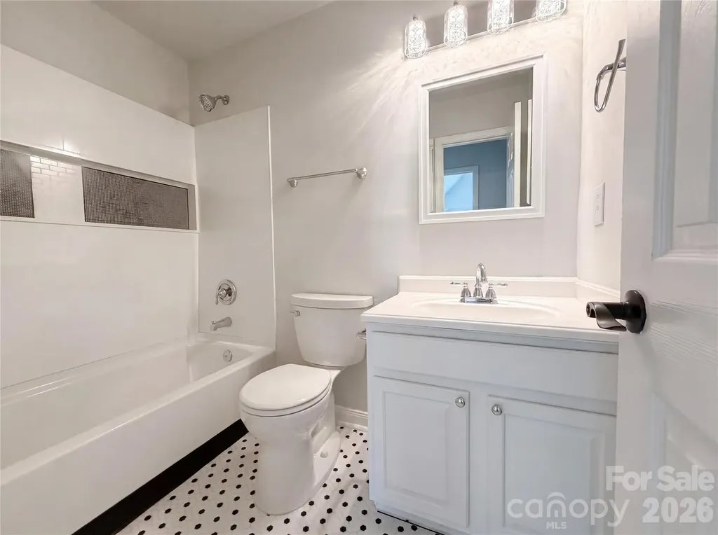4024 Fifendrum Lane Charlotte NC 28216