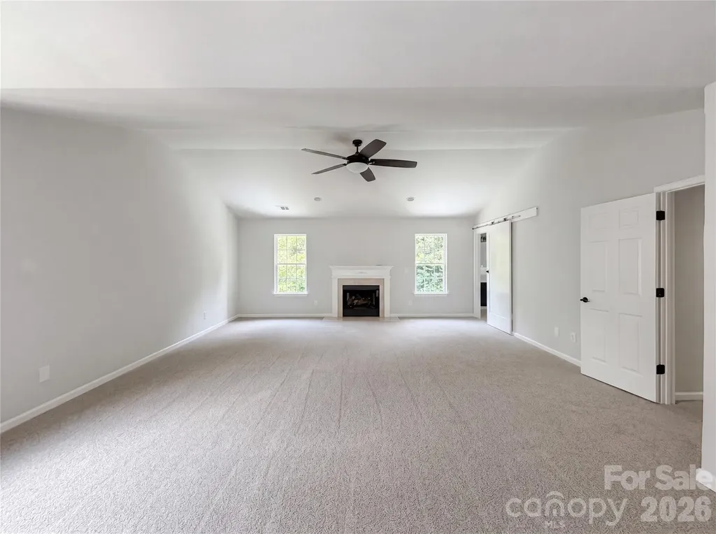 4024 Fifendrum Lane Charlotte NC 28216