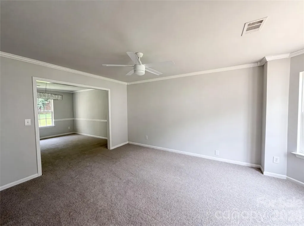 4024 Fifendrum Lane Charlotte NC 28216