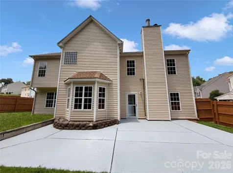 4024 Fifendrum Lane Charlotte NC 28216