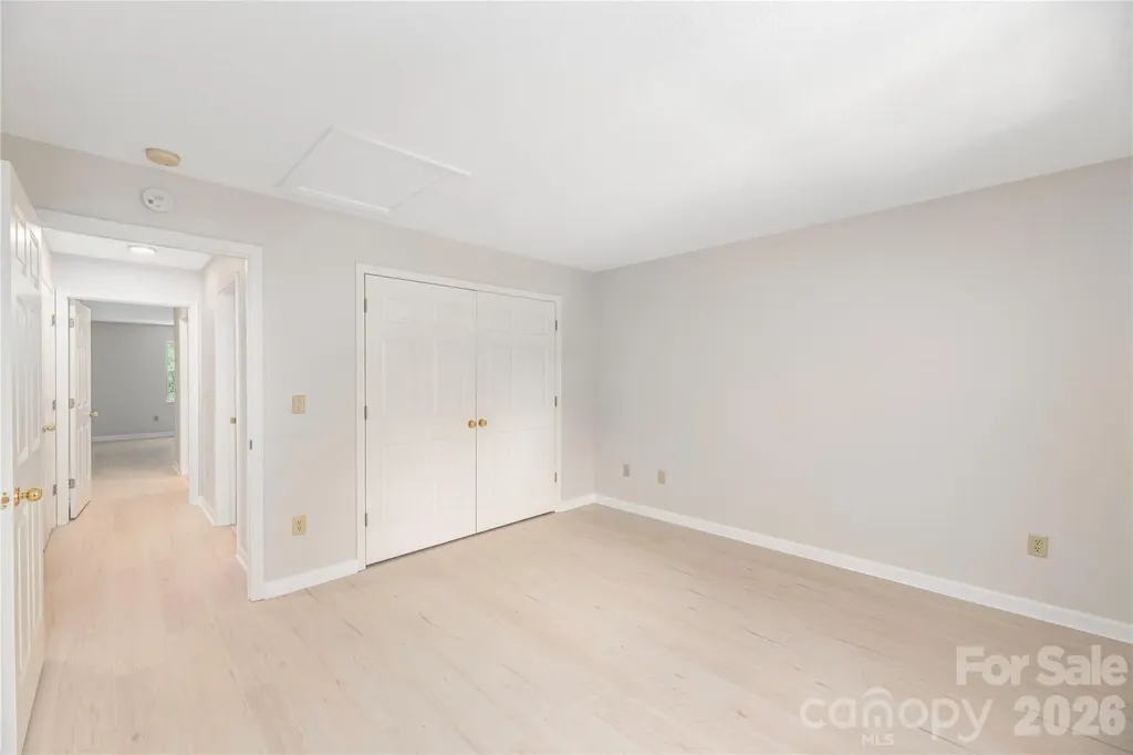 409 Carlyle Way Asheville NC 28803