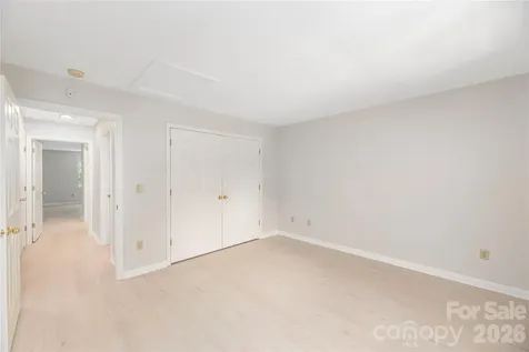 409 Carlyle Way Asheville NC 28803