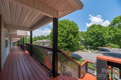 409 Carlyle Way Asheville NC 28803