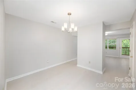 409 Carlyle Way Asheville NC 28803