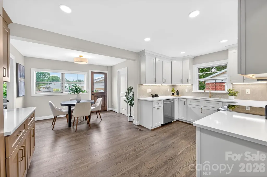 1434 Waddell Street Charlotte NC 28216