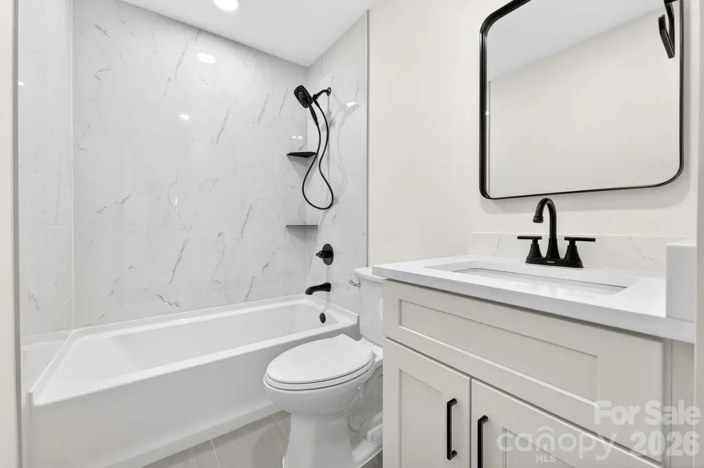 1434 Waddell Street Charlotte NC 28216