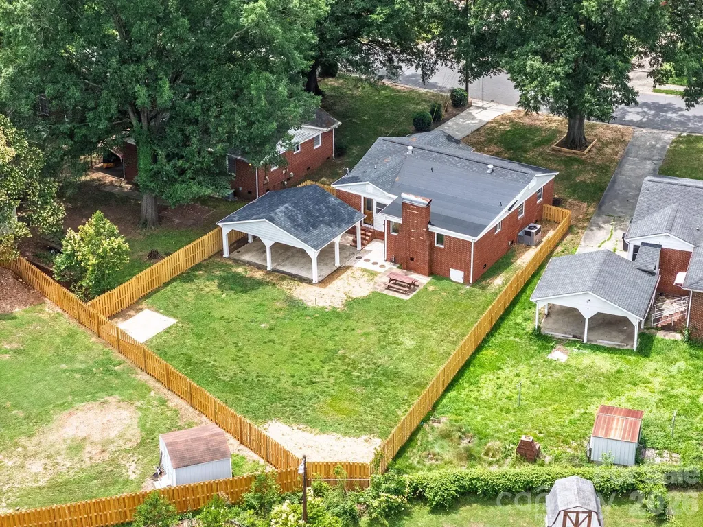 1434 Waddell Street Charlotte NC 28216
