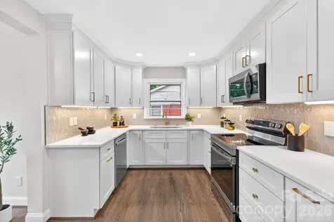 1434 Waddell Street Charlotte NC 28216