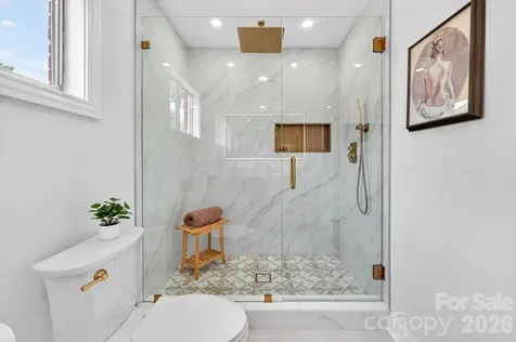 1434 Waddell Street Charlotte NC 28216