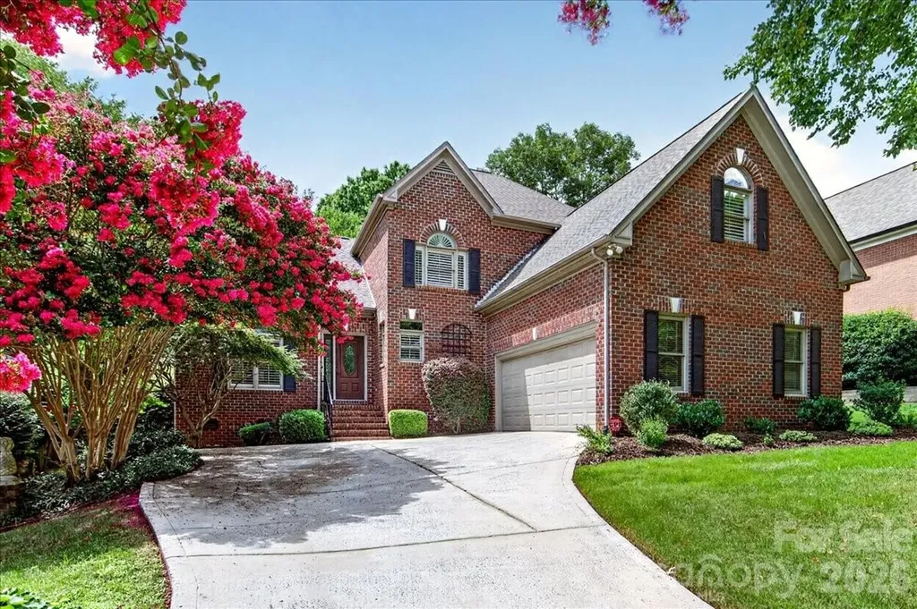 6784 Lynrose Court Charlotte NC 28226