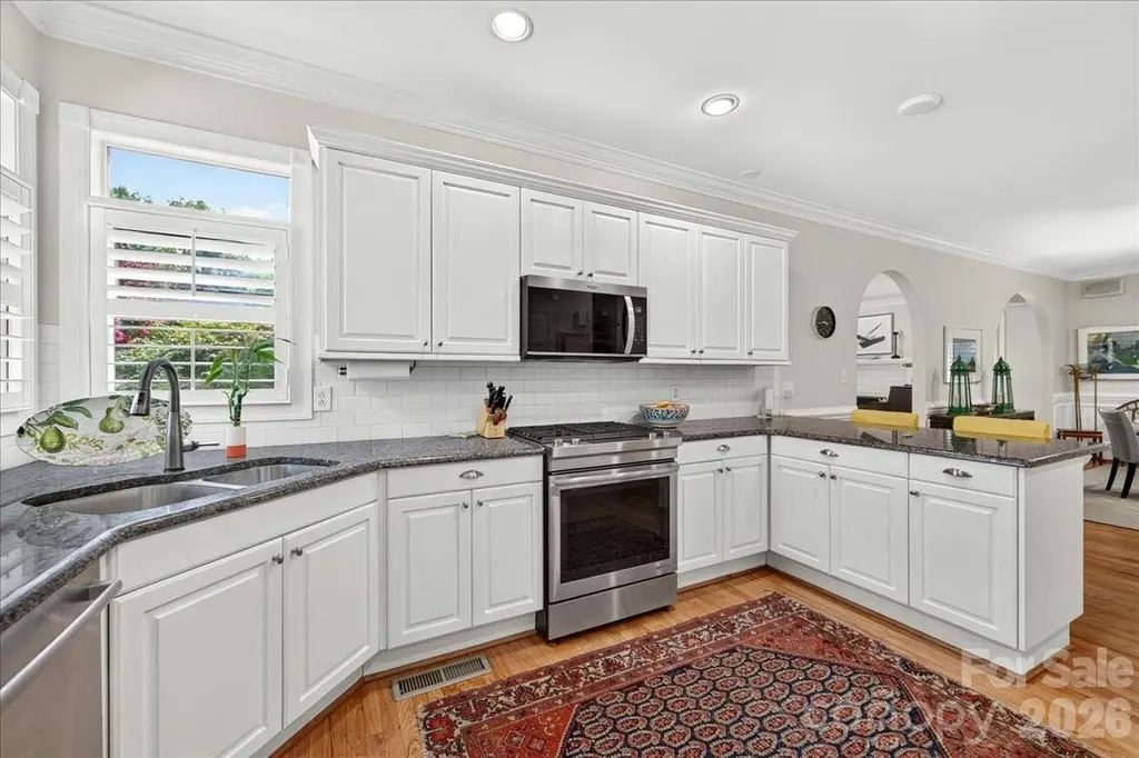 6784 Lynrose Court Charlotte NC 28226