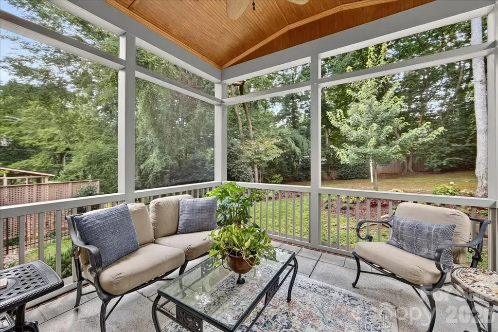 6784 Lynrose Court Charlotte NC 28226