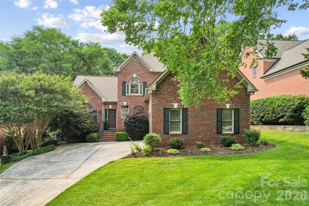 6784 Lynrose Court Charlotte NC 28226