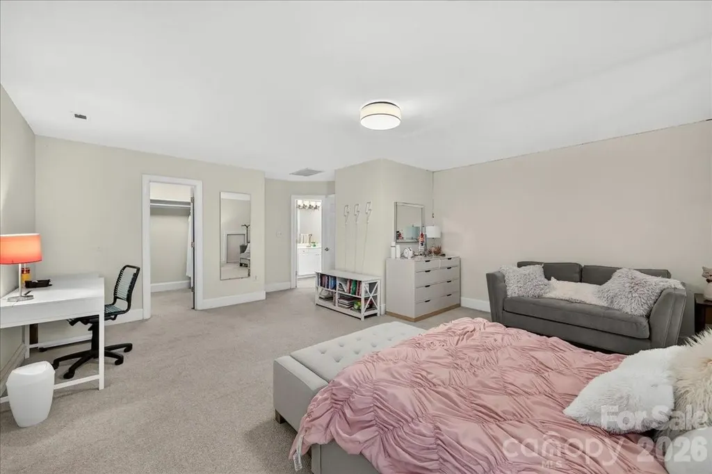 6784 Lynrose Court Charlotte NC 28226