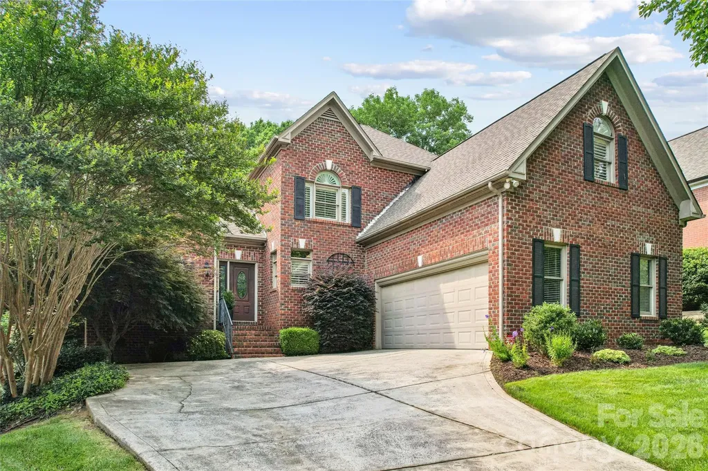 6784 Lynrose Court Charlotte NC 28226