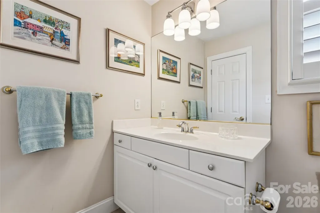 6784 Lynrose Court Charlotte NC 28226