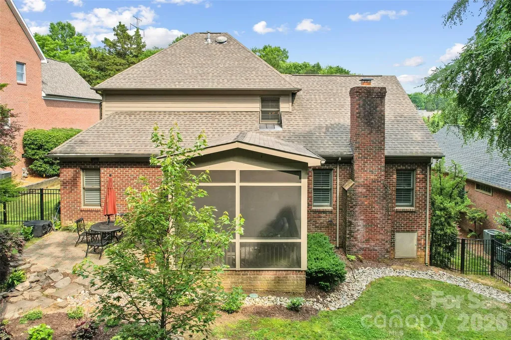 6784 Lynrose Court Charlotte NC 28226
