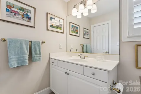 6784 Lynrose Court Charlotte NC 28226