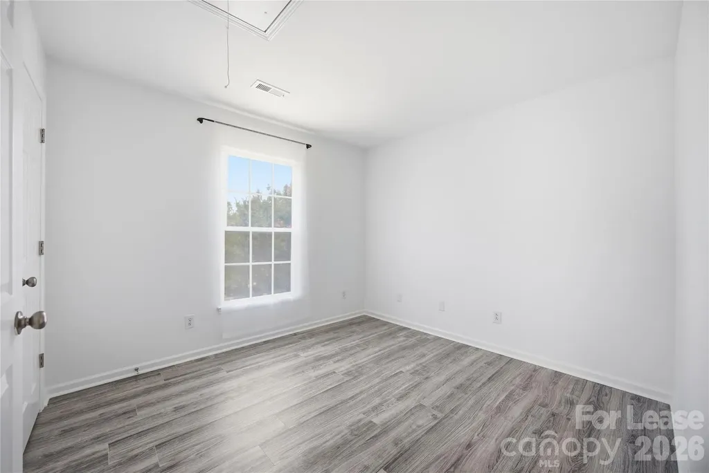 8502 Appledale Drive Charlotte NC 28262