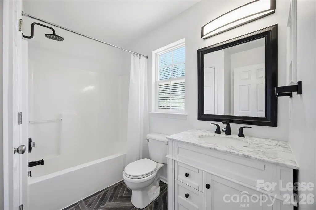 8502 Appledale Drive Charlotte NC 28262