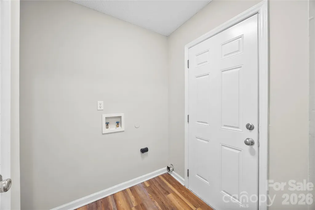 4525 Rolling Hill Drive Charlotte NC 28213