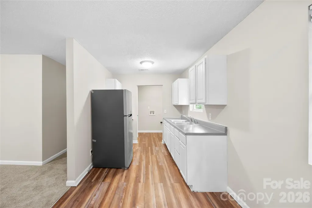 4525 Rolling Hill Drive Charlotte NC 28213