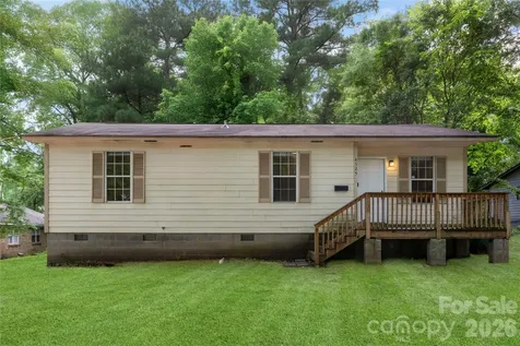 4525 Rolling Hill Drive Charlotte NC 28213