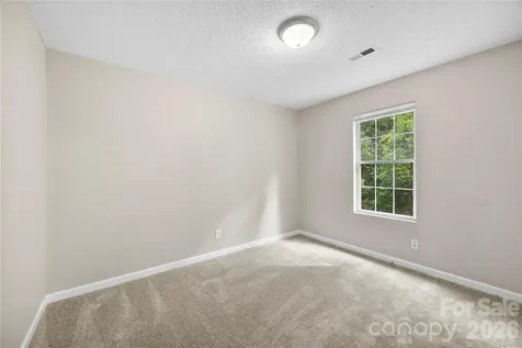 4525 Rolling Hill Drive Charlotte NC 28213