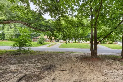 4525 Rolling Hill Drive Charlotte NC 28213