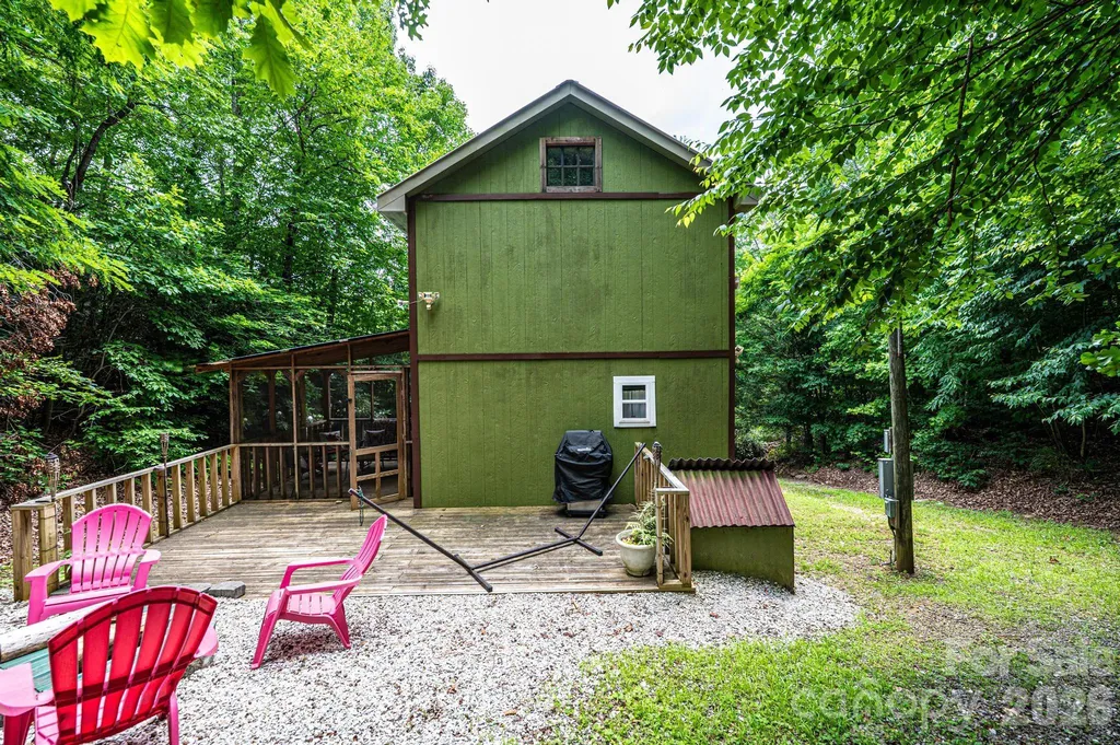4462 Maple Grove Church Road Collettsville NC 28611
