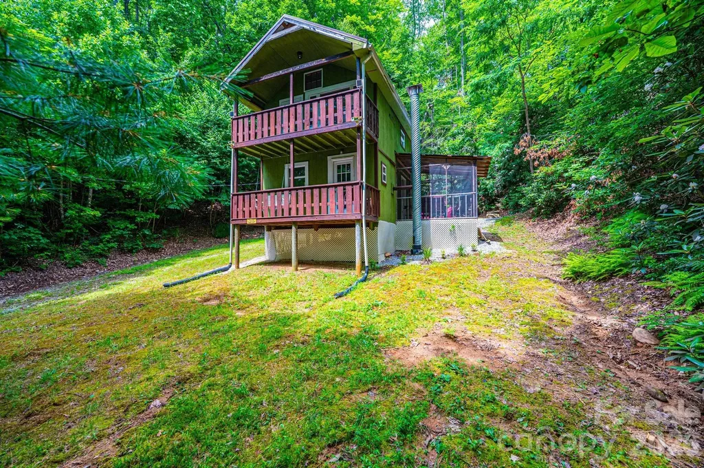 4462 Maple Grove Church Road Collettsville NC 28611