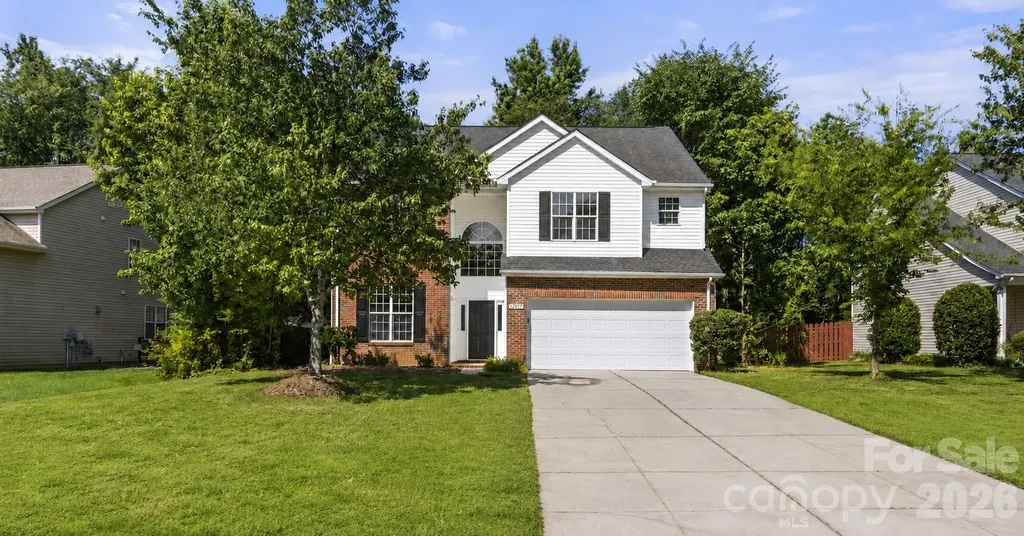 12519 Wandering Brook Drive Charlotte NC 28273