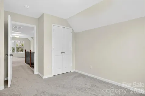 229 Shenandoah Loop Troutman NC 28166