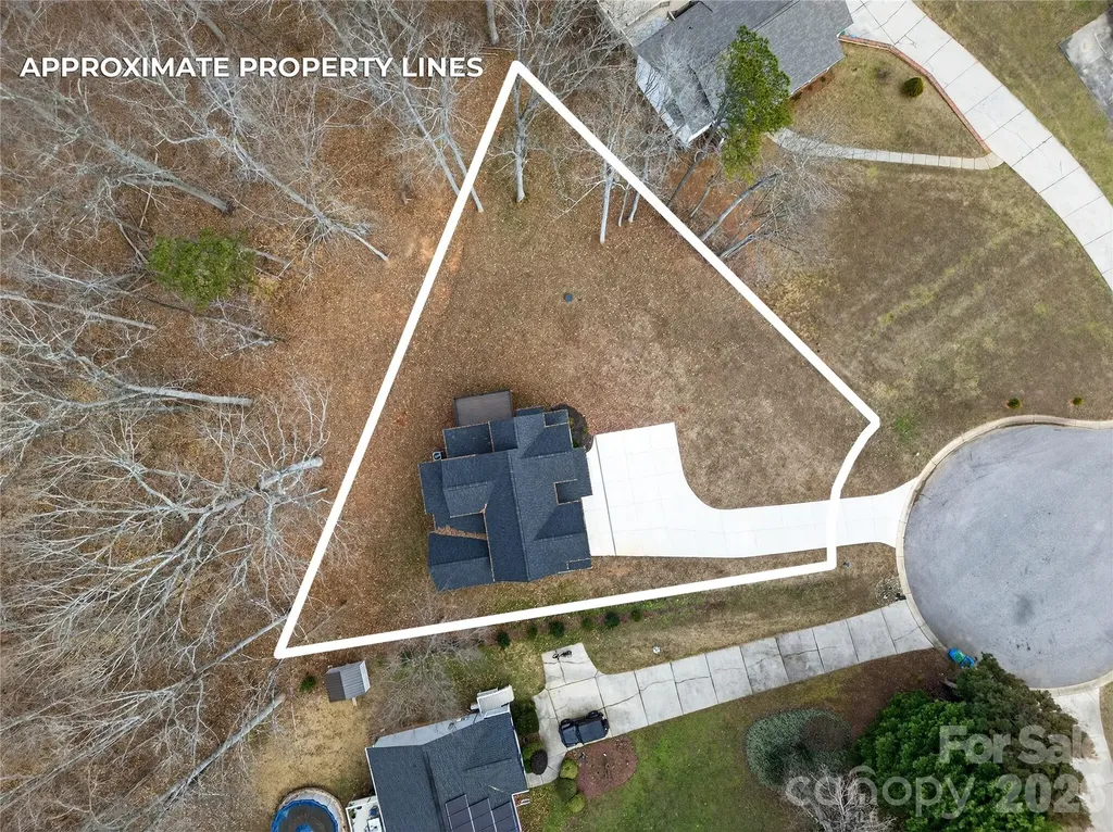 140 Meadowfall Lane Troutman NC 28166