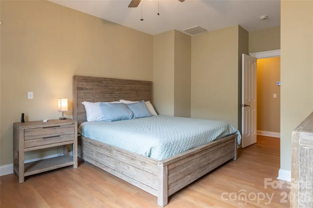 1328 Heathbrook Circle Asheville NC 28803