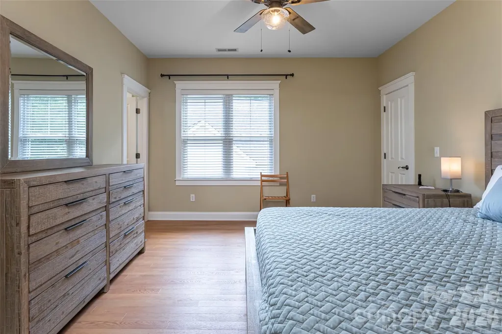 1328 Heathbrook Circle Asheville NC 28803