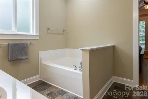 1328 Heathbrook Circle Asheville NC 28803