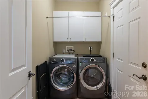 1328 Heathbrook Circle Asheville NC 28803