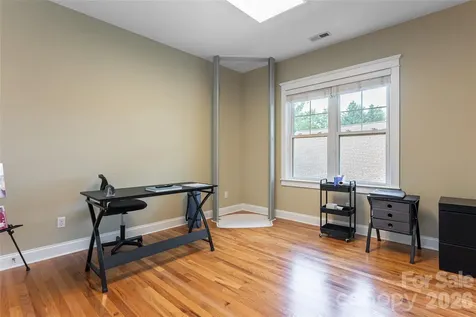1328 Heathbrook Circle Asheville NC 28803