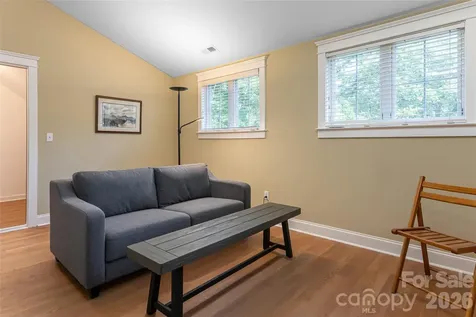 1328 Heathbrook Circle Asheville NC 28803