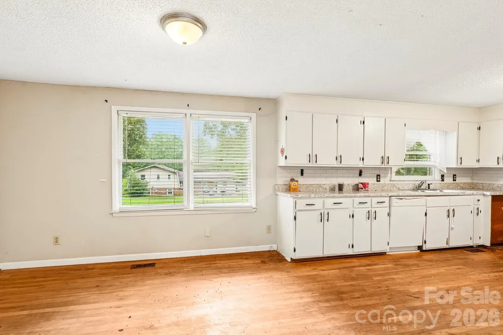 2130 23rd Street Place NE Hickory NC 28601