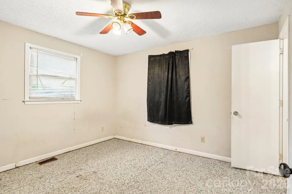 2130 23rd Street Place NE Hickory NC 28601