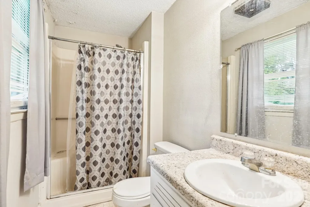2130 23rd Street Place NE Hickory NC 28601