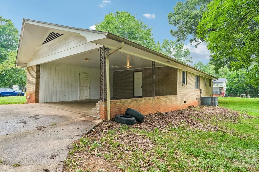 2130 23rd Street Place NE Hickory NC 28601