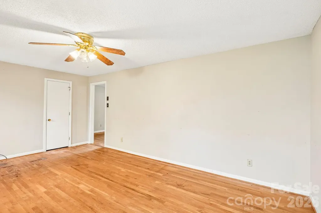 2130 23rd Street Place NE Hickory NC 28601